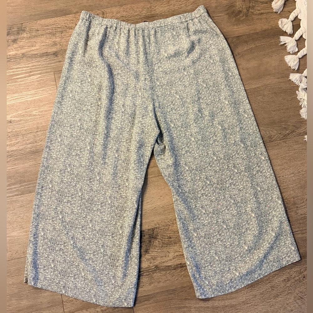 Eileen Fisher Broken Chevron Patterned Wide Crop Pants - Picture 4 of 6